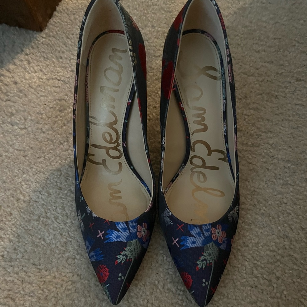 Sam Edelman floral pumps